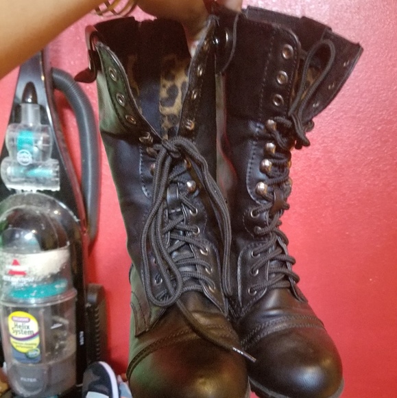 Black combat boots - Picture 5 of 5